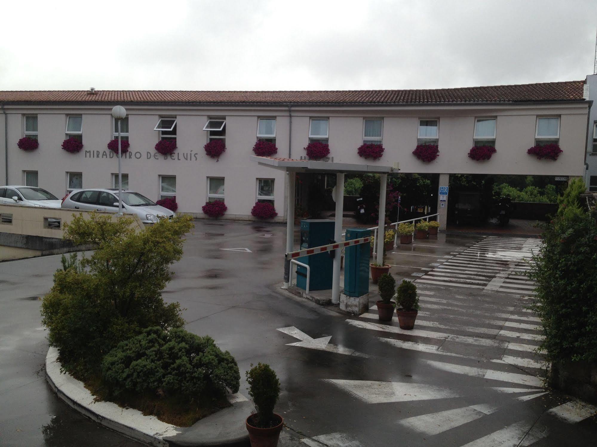 Hotel Parking Miradoiro De Belvis San Giacomo di Compostella Esterno foto